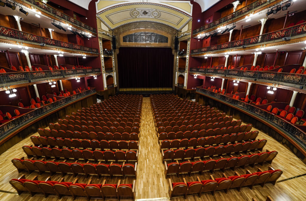 Teatro interior